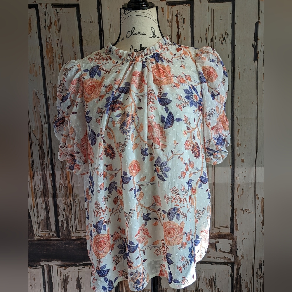 Rachel & Zoe top